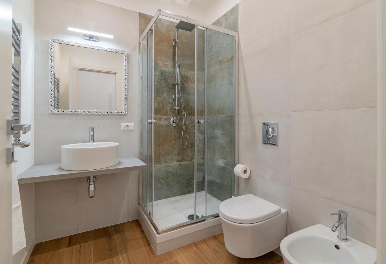 Leo'S Colosseum - Private Apartments Rome Exterior photo